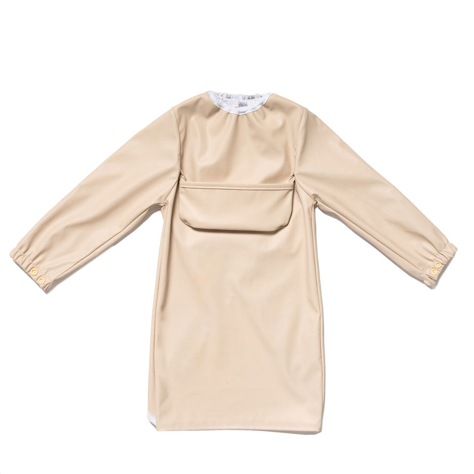 Kubaii long sleeve bib in Sand - the ultimate mess-proof solution for NZ and Australian parents.