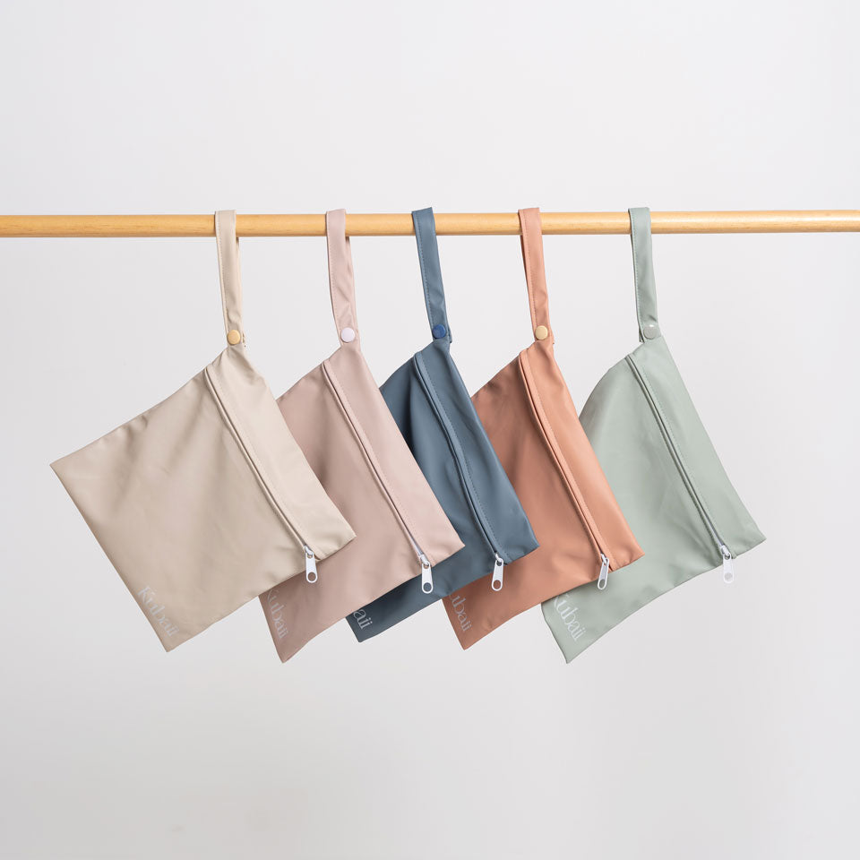 Kubaii Long Waterproof Bib 6m+ | Pocket - Kubaii Sleeved Bibs